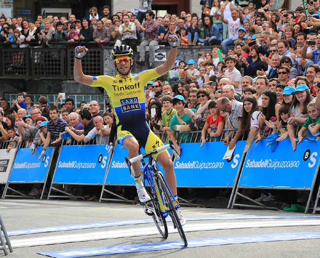 Alberto Contador wins stage 1